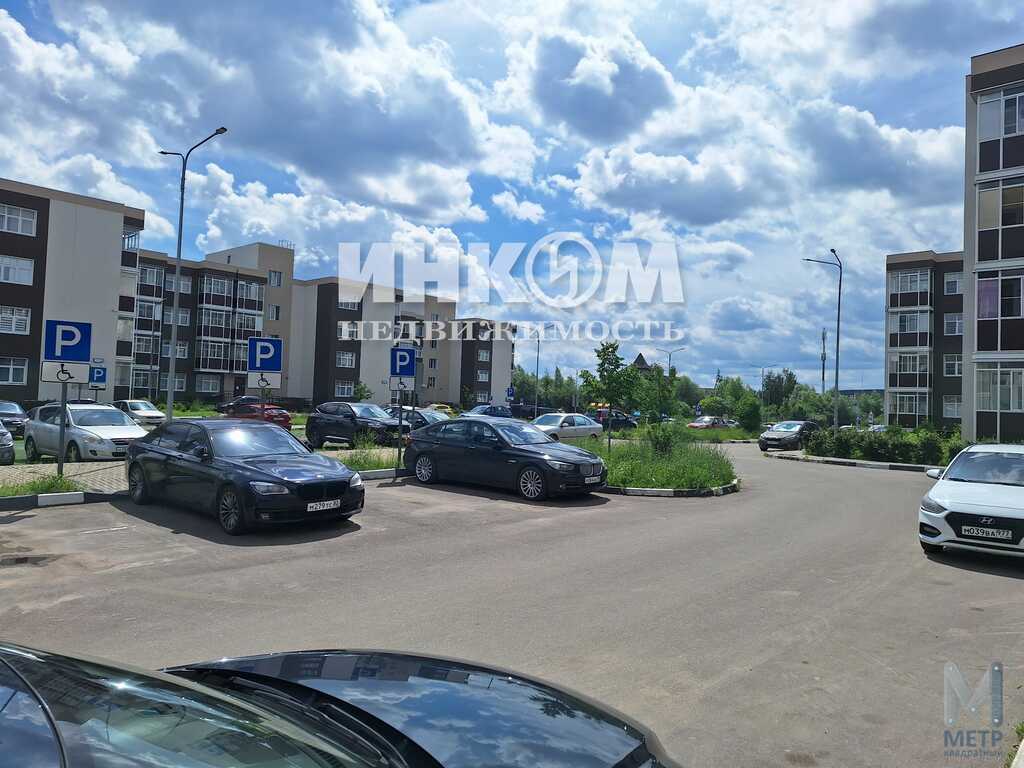 Купить трехкомнатную квартиру 74.70 м2, деревня Юрлово, городской округ  Солнечногорск, Московская область, 11 500 000 руб., стоимость 153 949  руб.⁄кв.м., в 10.3 км от МКАД, шоссе: Пятницкое, Новосходненское,  Волоколамское, объявление 46306713